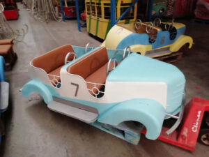 carrousel-des-annees-50-avec-voitures-anciennes-32-places-10