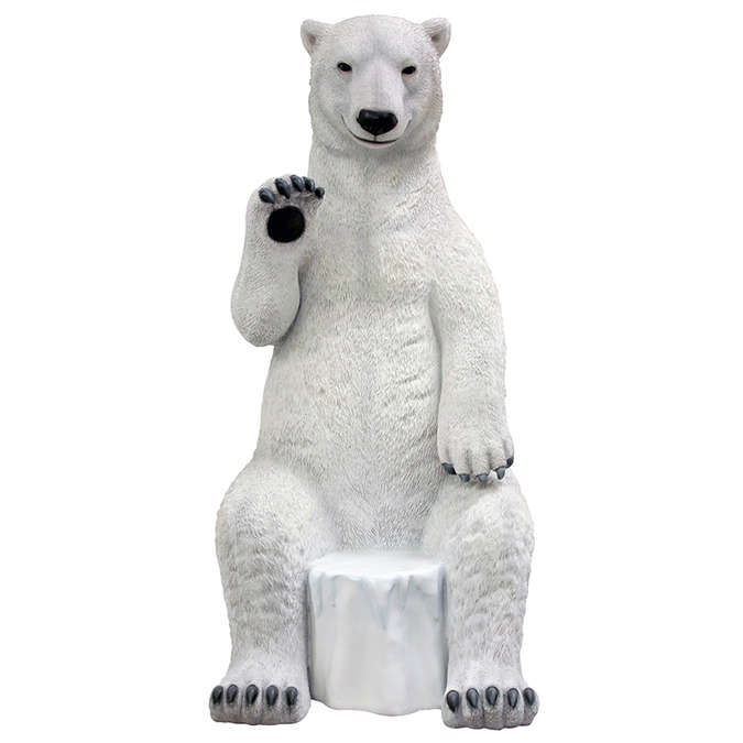 Polar bear on its iceberg in resin photocall