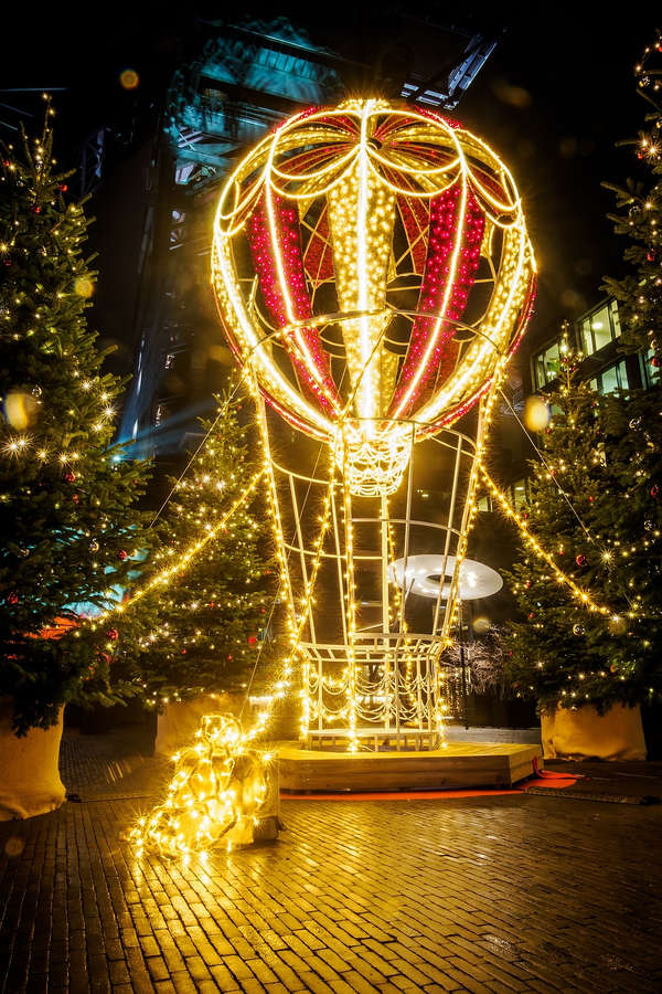 Illuminated hot-air balloon 8m